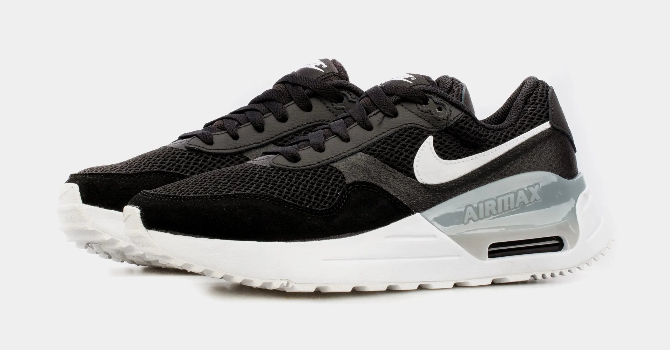 Air Max SYSTM Womens Running Shoes (Black/White)