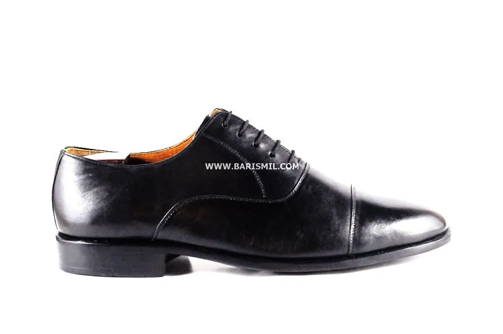 Berlin - Black Cap-toe Oxfords