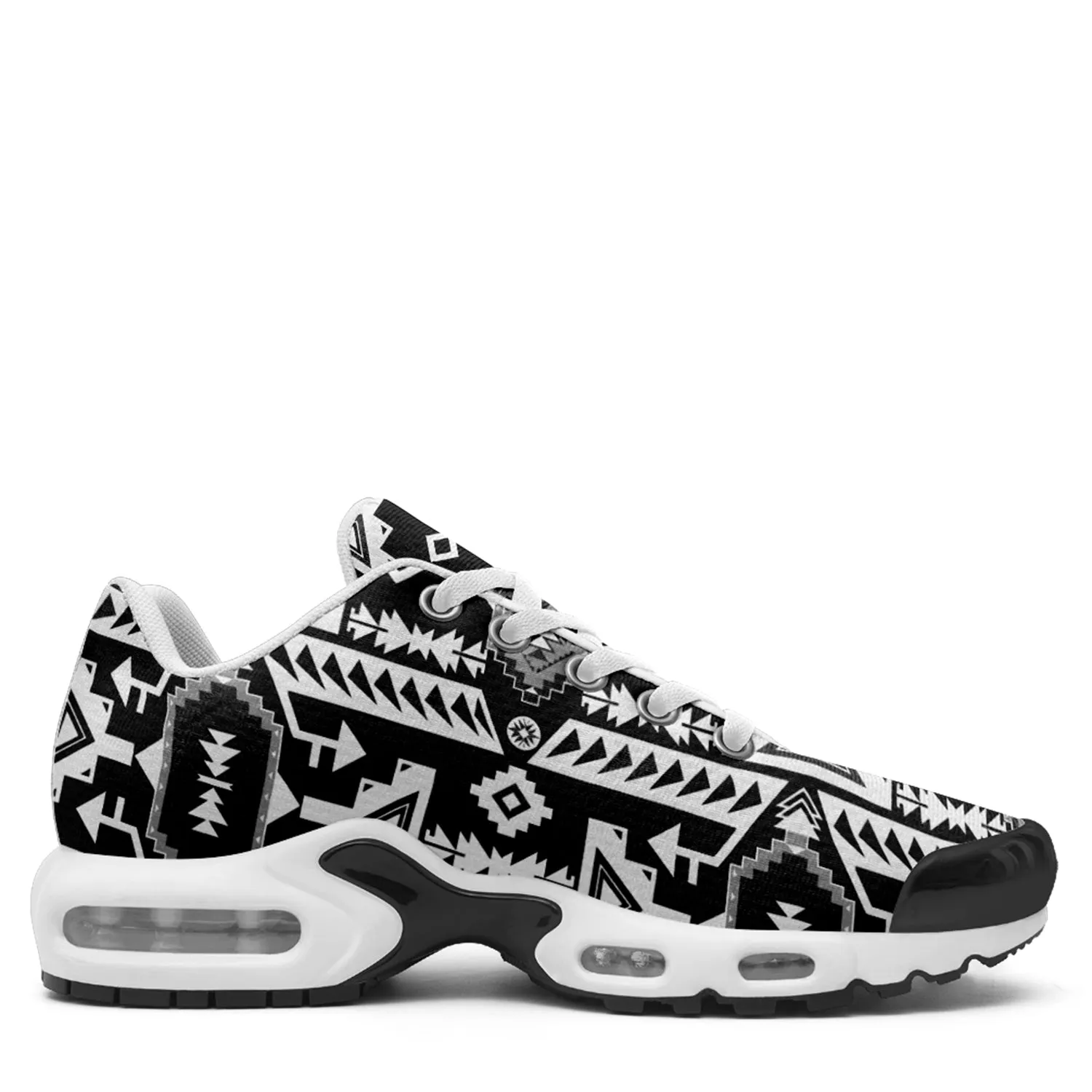 Chiefs Mountain Black and White Niowaa Air Cushion Shoes