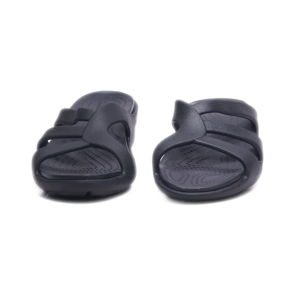 Crocs Sanrah Strappy Wedge Sandals Rubber Black Colour For Women