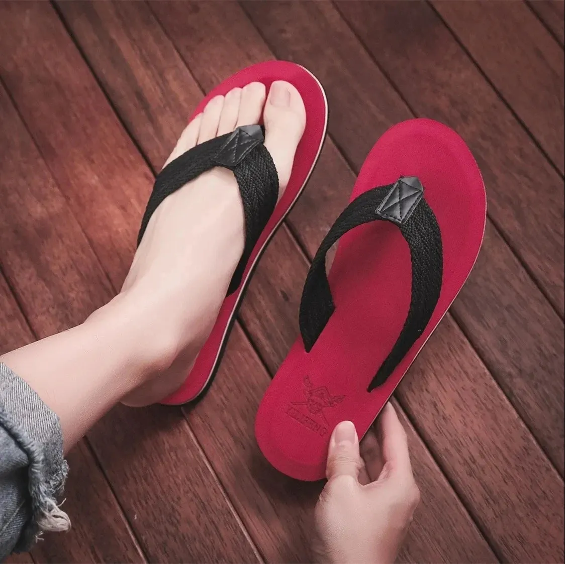 Fashion Unisex Flip Flops Beach Slippers Non-Slip Everyday Wear