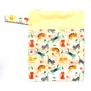 Large Wetbag (Strip) - Playful Cats