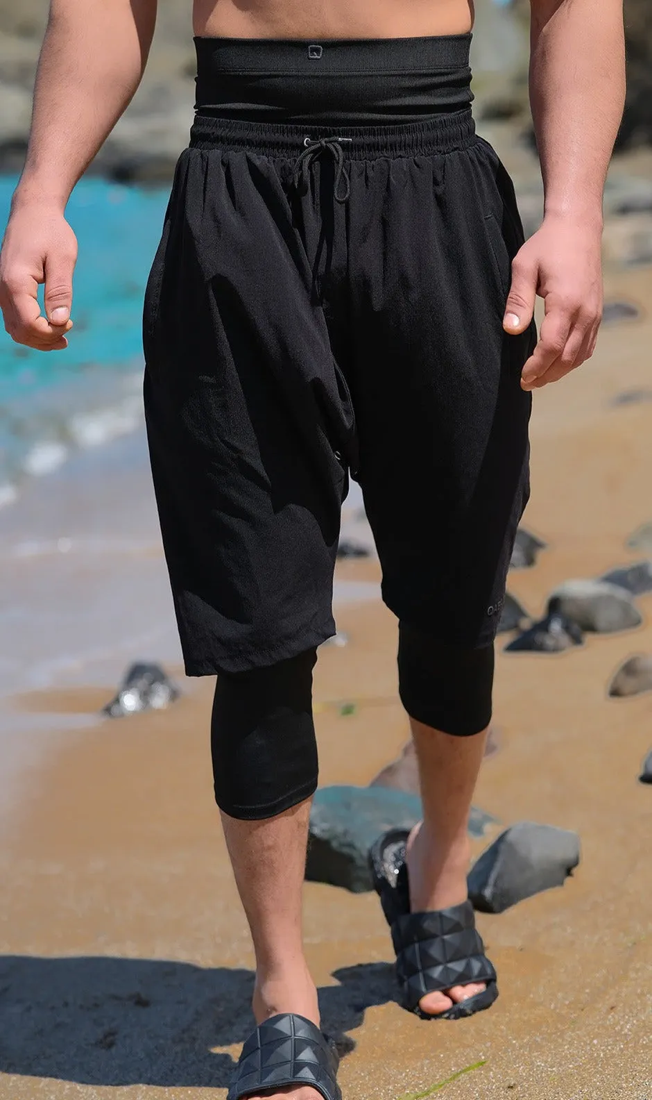 QL Halal Swim Shorts in Black and Black