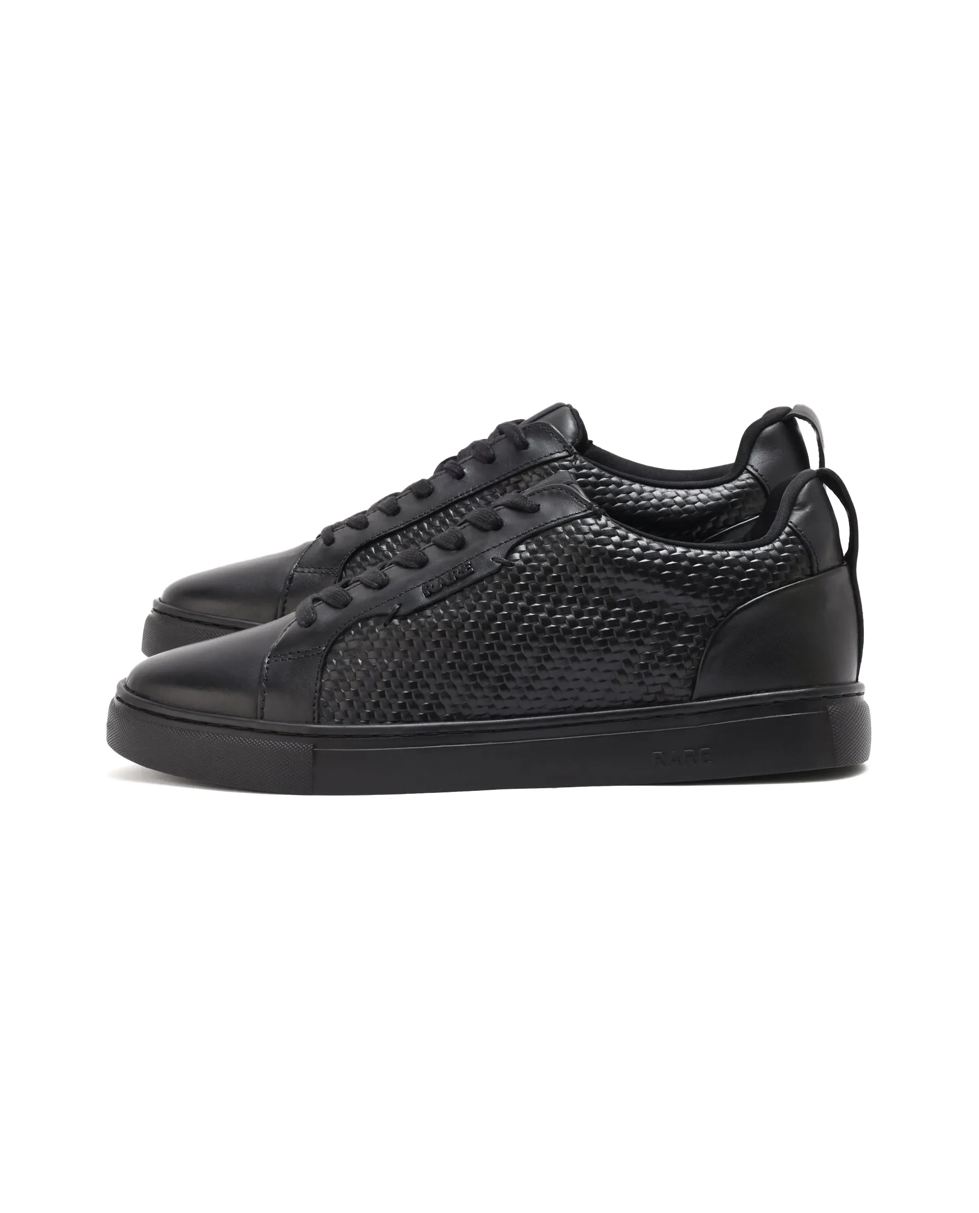 Rare Rabbit Mens Rapso Black Round Toe Low-Top Embossed Lace-Up Sneaker Shoes