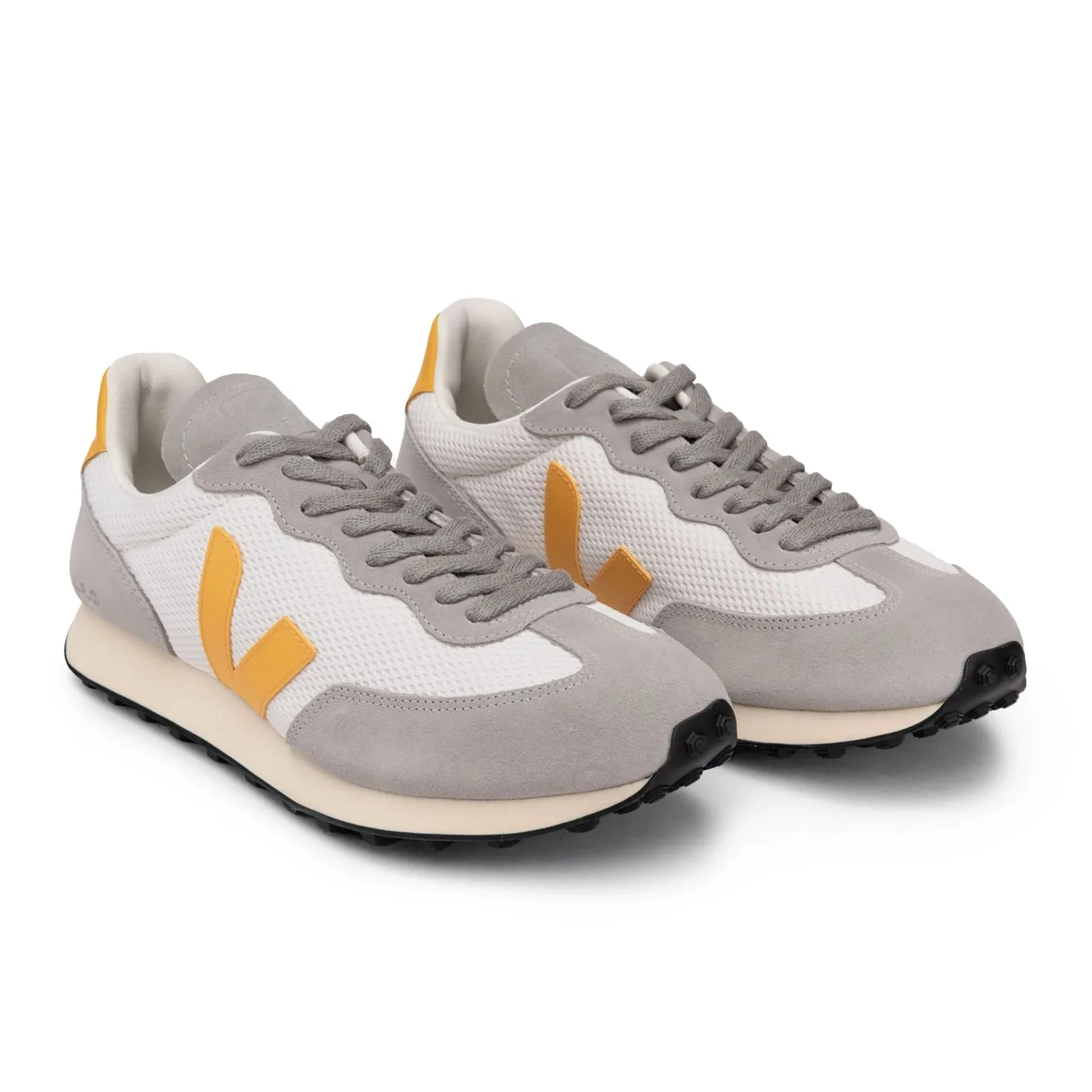 Veja Women’s Rio Branco Alveomesh Trainer - Gravel/Ouro