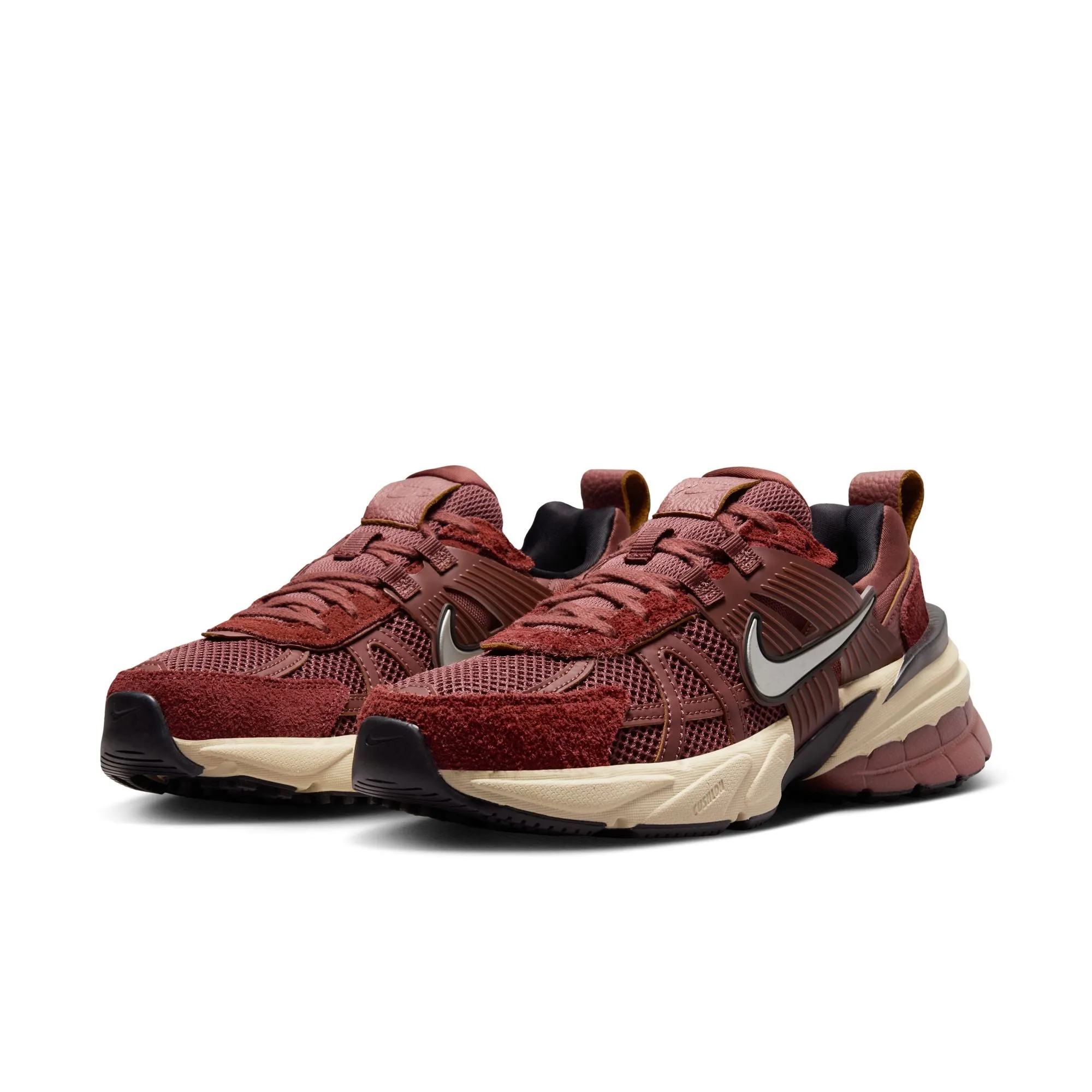 WMNS Nike V2K Run (Red Sepia/Chrome/Dark Pony)